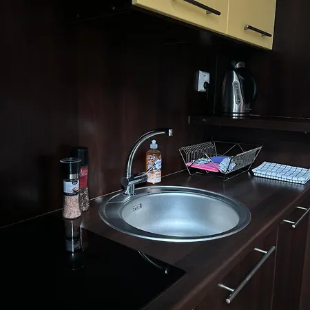 Mimi Veľký Slavkov